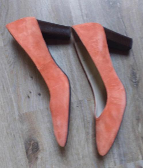 Pompe Vidi Studio taille 44, Vêtements | Femmes, Chaussures, Comme neuf, Chaussures à haut talons, Orange, Envoi