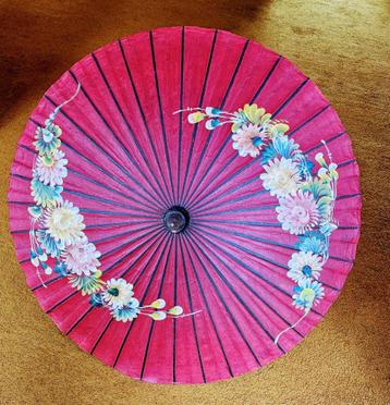 Aziatische handbeschilderde parasol beschikbaar voor biedingen