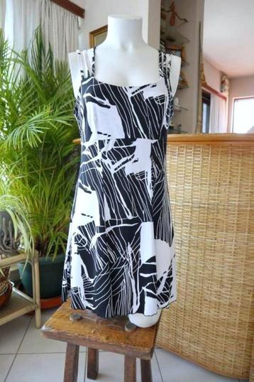 vintage dressing zwart wit leuke jurk beschikbaar voor biedingen