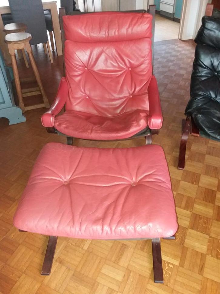 Rybo Ingmar Relling 1965 Mod; Siesta deed vroeger een bod., Huis en Inrichting, Fauteuils, Gebruikt, Hout, Leer, Ophalen