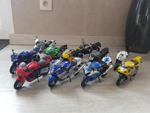 11 Motoren schaal: 1:12, Hobby en Vrije tijd, Modelauto's | 1:5 tot 1:12, Zo goed als nieuw, Motor, 1:9 t/m 1:12, Ophalen