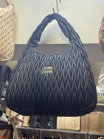 Miu Miu dames tas nieuw nu voor € 65,- beschikbaar voor biedingen