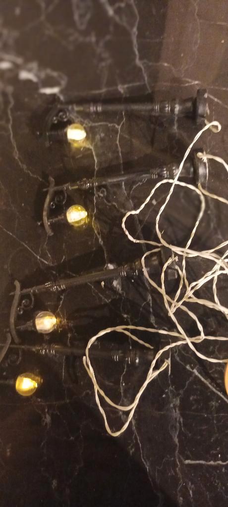 Lemax kerstdorp 4 straatlampjes, Diversen, Kerst, Zo goed als nieuw, Ophalen