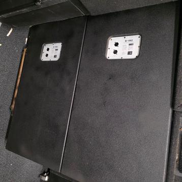 ACOUSTIC LINE   B1502    dubbel 15 inch subs  1000 watt

 beschikbaar voor biedingen