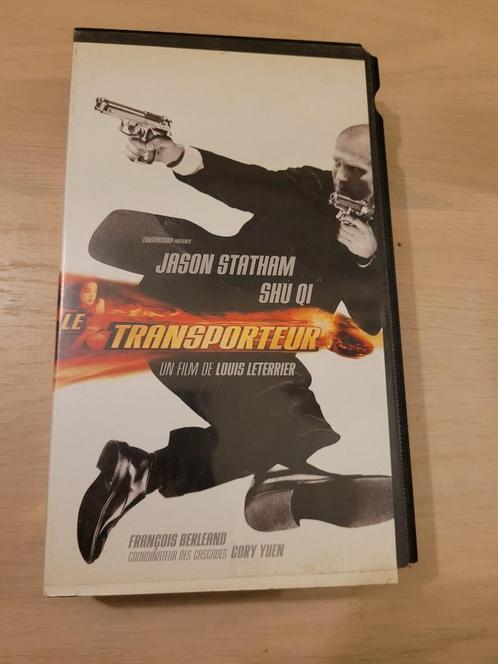 k7 vhs Le Transporteur, Cd's en Dvd's, VHS | Film, Zo goed als nieuw, Thrillers en Misdaad, Ophalen of Verzenden