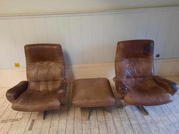 Een Paar De Sede S 231 Lounge Chairs & Ottoman 1960's   beschikbaar voor biedingen