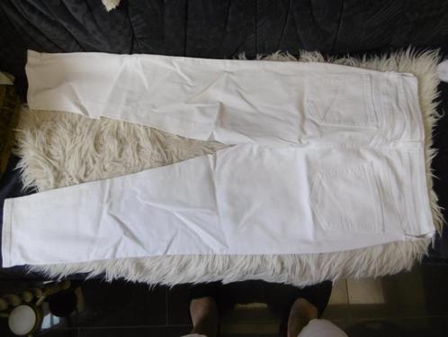 pantalon jean femme blanc NYDJ taille 8, Vêtements | Femmes, Jeans, Comme neuf, Autres tailles de jeans, Blanc, Enlèvement ou Envoi