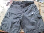 Bermuda "NIKE" Taille S, Kleding | Heren, Broeken en Pantalons, Nike, Ophalen of Verzenden, Zo goed als nieuw, Grijs