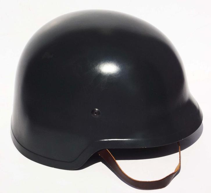 Bundeswehr parade B826 helm, Verzamelen, Militaria | Algemeen, Overige soorten, Ophalen of Verzenden