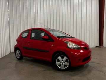 - Toyota Aygo - 1.0 Essence - 148000 km - CT OK - BJ 08/2006