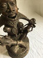 Afrikaans bronzen beeld, Antiquités & Art, Art | Art non-occidental, Enlèvement ou Envoi