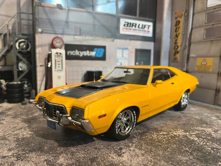 1:18 Ford Gran Torino - nieuw in de doos, Hobby en Vrije tijd, Modelauto's | 1:18, Zo goed als nieuw, Auto, Ophalen of Verzenden