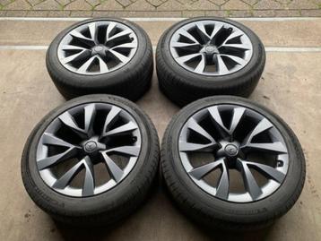 OEM TESLA MODEL X CYBERSTREAM VELGEN + BANDEN 275 45 R20 beschikbaar voor biedingen