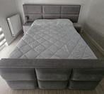 Luxe Bed met Gevoerde Hoofdbord en voetbord, Ophalen, Tweepersoons, Zo goed als nieuw, 180 cm