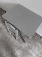 Kinderbureau ikea met stoel, Ophalen, Zo goed als nieuw