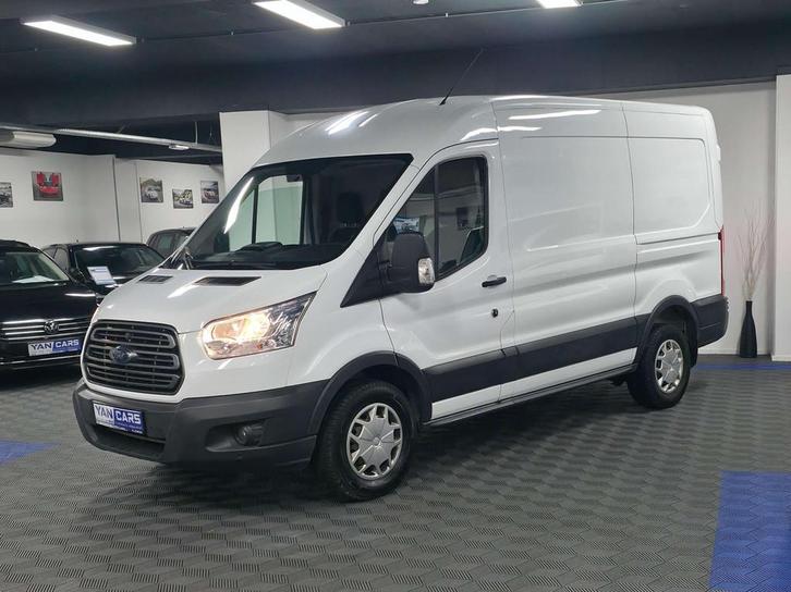 Ford Transit 2.0 TDCi L2H2 * TOP ETAT * DISTRIB.  * GARAN, Auto's, Bestelwagens en Lichte vracht, Bedrijf, Te koop, ABS, Airbags