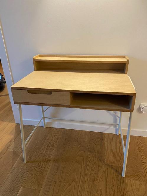 Bureau + stoel, Huis en Inrichting, Bureaus, Zo goed als nieuw, Bureau, Ophalen