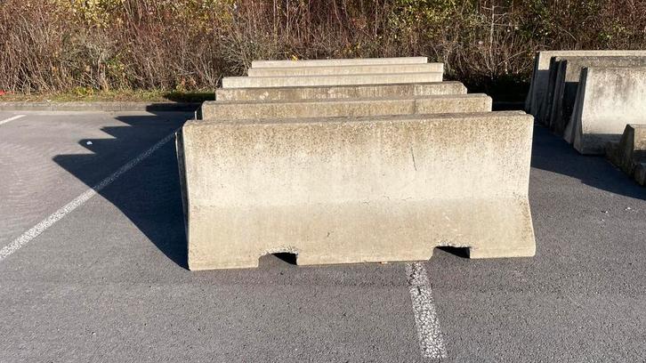 Barrières en béton ‘Barrier’ (New Yersey), Bricolage & Construction, Bricolage & Rénovation Autre, Utilisé, Enlèvement