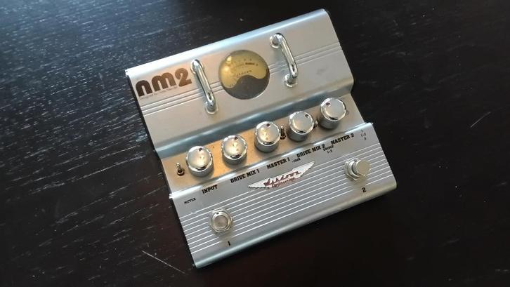 Ashdown NM2 Nate Mendel Double Distortion Pedal, Musique & Instruments, Effets, Utilisé, Distortion, Overdrive ou Fuzz, Enlèvement ou Envoi