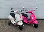 Kinder Scooter Vespa + windscherm en beautycase, 12V!, Ophalen of Verzenden, Nieuw