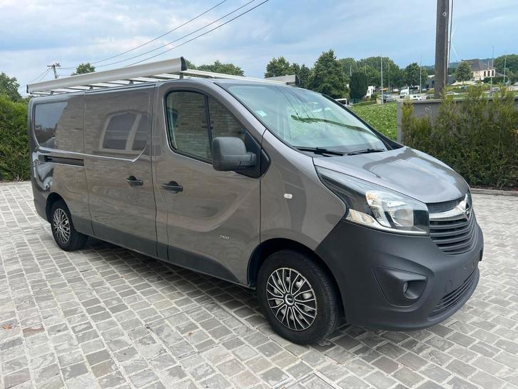 Opel vivaro 2017 utilitaire, Autos, Camionnettes & Utilitaires, Particulier, Caméra de recul, Vitres électriques, Caméra, Opel