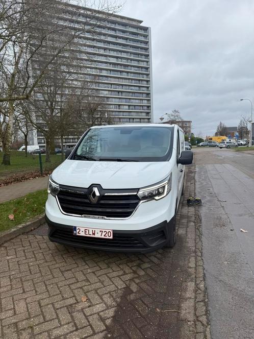 Renault Trafic L2H1 in topstaat, Auto's, Bestelwagens en Lichte vracht, Particulier, ABS, Achteruitrijcamera, Adaptieve lichten