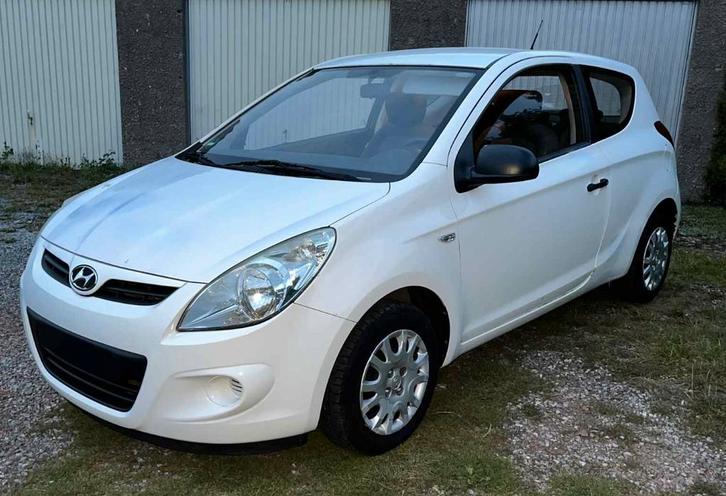 Voiture Hyundai i20, Auto's, Hyundai, Particulier, i20, ABS, Benzine, 3 deurs, Handgeschakeld, Wit, Ophalen
