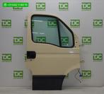 Iveco Daily ('99-'14) Voorportier rechts gebroken wit, Enlèvement ou Envoi, Iveco, Utilisé, Droite