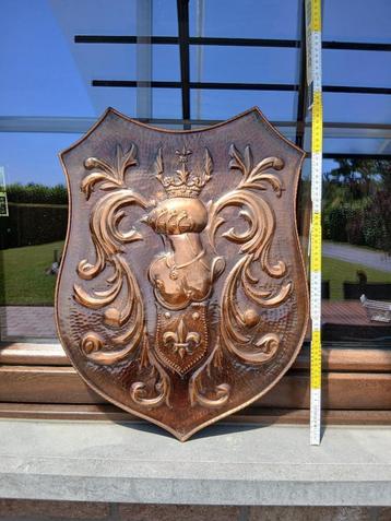 Blason  en cuivre beschikbaar voor biedingen
