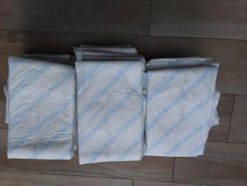 Nieuw: 20 bed onderleggers voor incontinentie beschikbaar voor biedingen