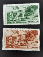 Réunion 1942 - fonds d'enfance - timbres avec surcharge  *, Timbres & Monnaies, Timbres | Afrique, Enlèvement ou Envoi, Non oblitéré