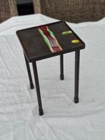 Klein tafeltje om bv plant op te zetten, Ophalen