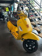Vespa GTS super 300, Ophalen, Overige modellen, Zo goed als nieuw, Benzine