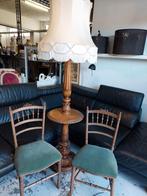 Antieke lamp met 2 stoelen, Antiek en Kunst, Ophalen of Verzenden