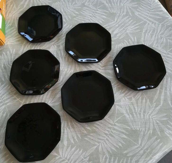 Eighties zes zwarte dessert borden Arcoroc Octime, Huis en Inrichting, Keuken | Servies, Zo goed als nieuw, Bord(en), Effen, Ophalen of Verzenden