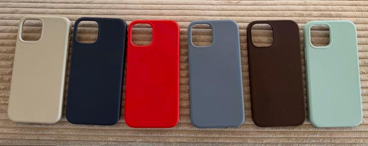 6 iPhone 12 hoesjes - goede tot perfecte staat!, Telecommunicatie, Mobiele telefoons | Hoesjes en Screenprotectors | Apple iPhone