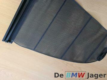 Zonwering driehoek rechts BMW 7-serie E65 E66 51168240520 beschikbaar voor biedingen