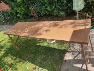 Behangtafel  beschikbaar voor biedingen