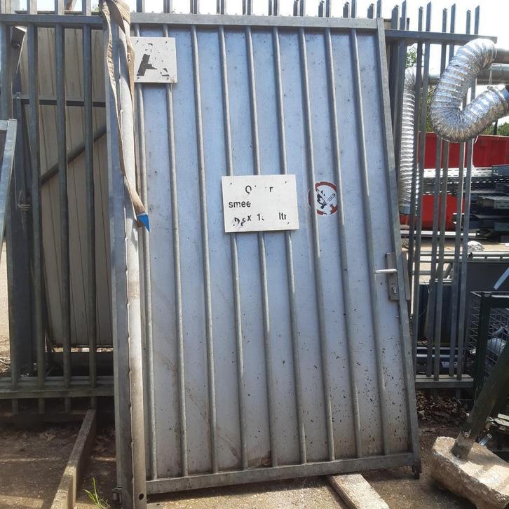 Poort Gegalvaniseerd 155 b x 245 hg, Jardin & Terrasse, Clôtures de jardin, Utilisé, Clôture barrée, Autres matériaux, Enlèvement
