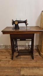 Helvetia antieke naaimachine, Antiek en Kunst, Antiek | Naaimachines, Ophalen