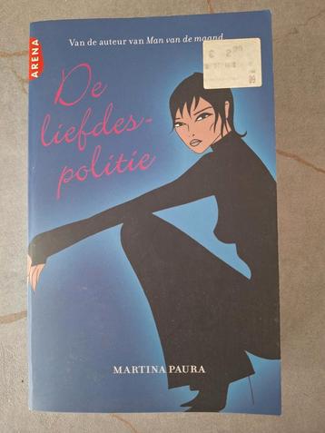 Martina Paura - De liefdespolitie beschikbaar voor biedingen