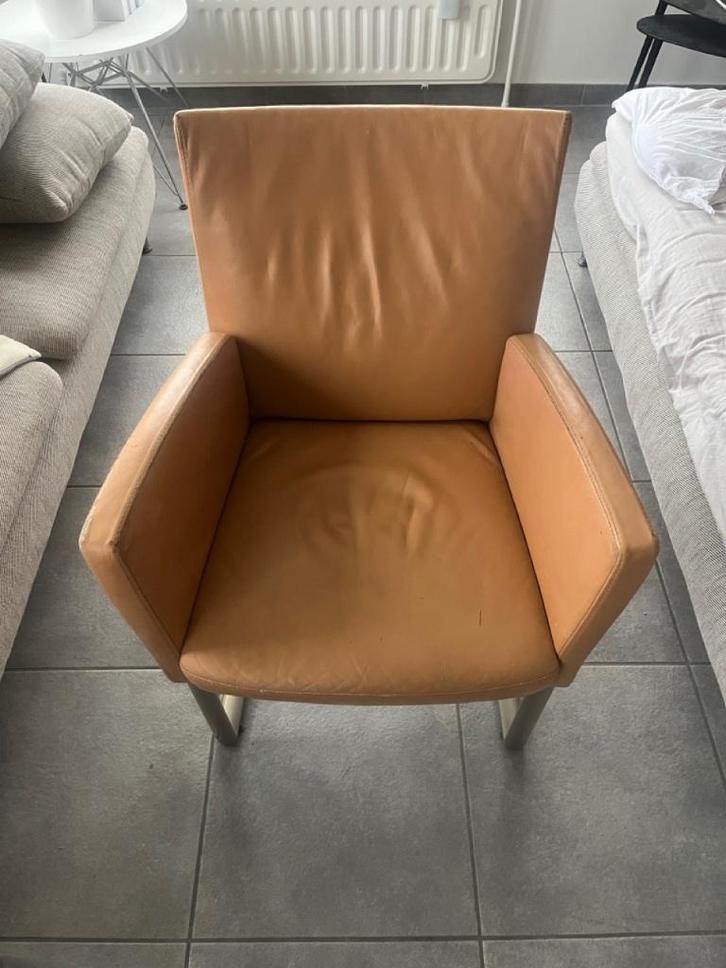 Gratis af te halen: 6 cognackleurige (kunst)leren stoelen, Huis en Inrichting, Stoelen, Gebruikt, Vijf, Zes of meer stoelen, Kunststof
