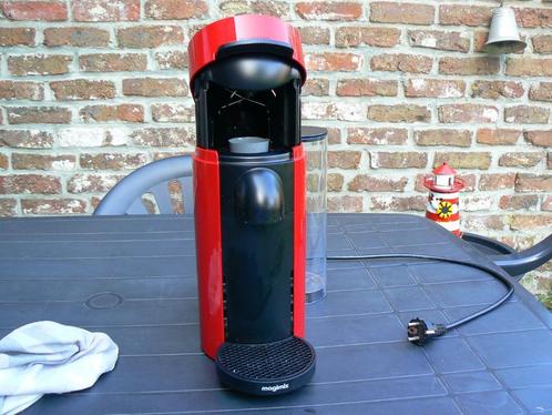 Nespresso Magimix rood, Elektronische apparatuur, Koffiezetapparaten, Gebruikt, Overige typen, Combi, 4 tot 10 kopjes, Afneembaar waterreservoir