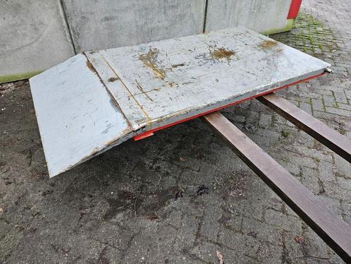 Schaartafel met Hydro unit Lang 1.45 m Breed 80 cm, Doe-het-zelf en Bouw, Werkbanken, Zo goed als nieuw, Ophalen