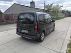 Peugeot Partner Tepee 1.6HDi 5-zit/CAM/Apple/Cruise/Trekhaak, Auto's, Voorwielaandrijving, Gebruikt, Zwart, 4 cilinders