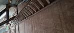 Grote houten dubbel ladder met koort en wielen, Ophalen, Ladder