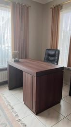 Bureau met bureaustoel, Enlèvement, Bureau