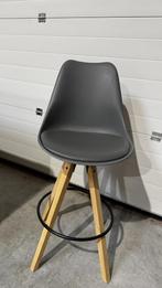 4 moderne kinderstoelen van 70 cm, Zo goed als nieuw, Vier, Grijs, Moderne