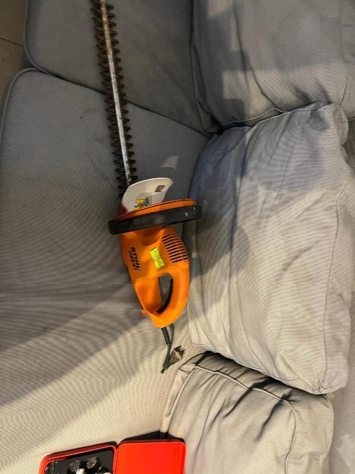 taille-haies électrique filaire Stihl  lame ~45–50 cm),, Tuin en Terras, Heggenscharen, Gebruikt, Elektrisch, Ophalen