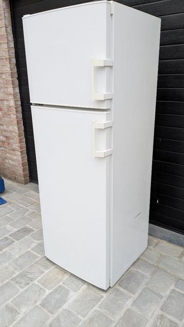 Frigo blanc 236L avec compartiment congélateur 71L A++ beschikbaar voor biedingen